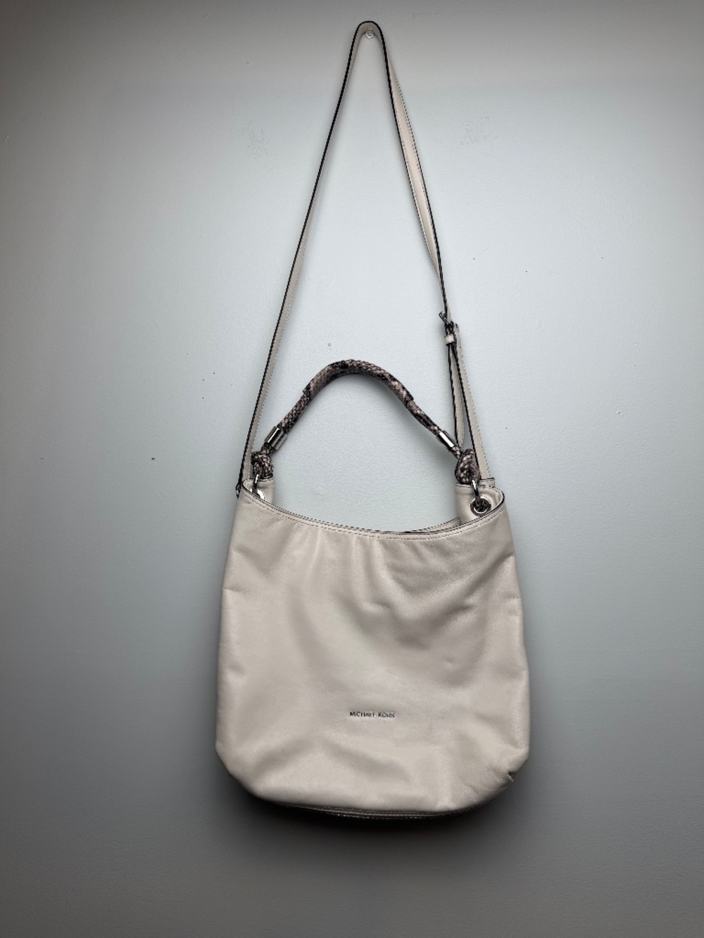 Michael Kors Isabel Large Leather Convertible Shoulder Bag-Ecru/Python